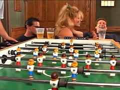 Üveg, Diákotthon, Kőkemény, Érett feleség, Orgia, Buli, Fenekelés, Tini