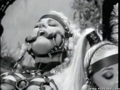 Clássicoa, Erótico, Saltos, Lésbica, Masturbação, Orgasmo, Ao ar livre cartaz de rua outdoor, Público