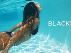 엉덩이, 큰 음경, 오랄섹스, 흑갈색 머리, 자연의 가슴, 빼빼한, 청소년, 젖가슴