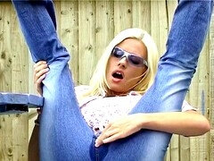 Amatoriale, Britannica, Occhiali, Jeans, Mamma che vorrei scoparmi, Figa, Solo, Troia