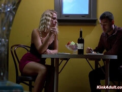 Anális szex, Kötözés – fegyelmezés, Abszurd, Kötözés, Mélytorok, Fétis, Kőkemény, Durva