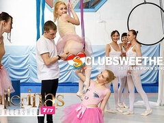 Watch winsome hottie's xxx