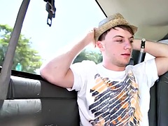 Amatéři, Stříkání spermatu, Gay, Tetování