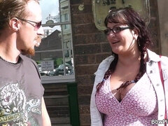 Aristocratic fancy woman's chubby picked up trailer