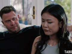 Азиатки, Фетиш, Секс без цензуры, Лизание, Крошечные, Втроем, Сиськи, Жена