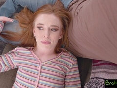 Verga grande, Corridas, Hembra, Pajear, Pequeña, Pelirrojo, Flaco, Tetas