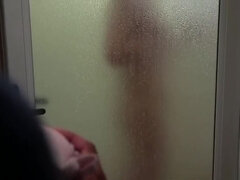 Ασιάτης, Ηδ, Ιάπωνας, Υπηρέτρια