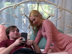 Gros seins, Femme couguar, Fétiche, Hd, Mature, Mère que j'aimerais baiser, Pov, Belle mère