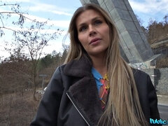 Sucer une bite, Gorge profonde, Faciale, Branlette thaïlandaise, Jeans, De plein air, Pov, Chatte