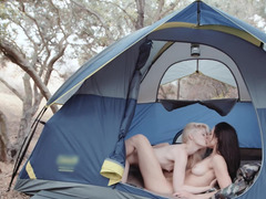 Niemowlę, Lesbijka, Na wolnym powietrzu