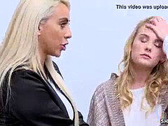 Reif, Milf, Mutti, Büro, Polizei, Jungendliche (18+), Flotter dreier, Uniform