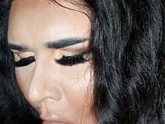 Drag Queen sucks a stranger in a car full version