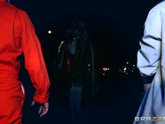 Arsch, Schwarz, Besamung, Füsse, Natürlichen titten, Realität, Schlucken, Flotter dreier