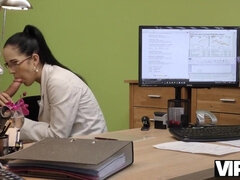 18, Rjavolaska, Par, Češka, Hd, Denar, Sesanje, Najstnice