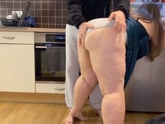 아마추어, 항문에서 입으로, 머리카락이 많은, 핸드잡, 나이든, 밀프, 팬티들, 보지