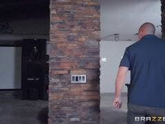 Sean Lawless & Blonde Teen Kendall Woods - Interracial Friends with Benefits