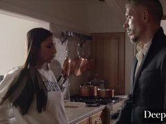 Podvádzanie, Striekanie semena, Na psíka, Dominancie, Nohy, Fetiš, Výprask, Pička