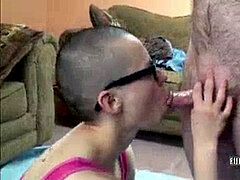 Leie, Blasen, Brille, Selbstgemacht, Hausfrau, Milf, Mutti