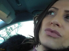Grosser arsch, Grosse titten, Auto, Milf