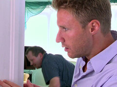 Grote lul, Grote mammen, Pijpbeurt, Man die toekijkt, Sperma shot, Groepseks, Vriendin, Vernedering