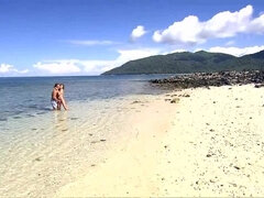 Анальный секс, Пляж, Большой член, Семяизвержение, Глубокая глотка, Сперма на лице, Хд, На природе