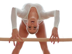 Culo, Verga grande, Rubia, Estilo perrito, Flexible, Tetas naturales, Flaco, Tetas