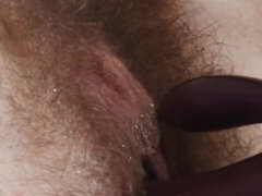 Dildo, Frau, Behaart, Masturbation, Russisch, Solo, Weibliche ejakulation