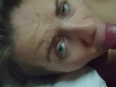 Quick morning blowjob