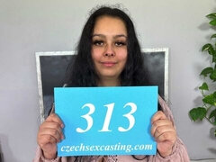 큰 엉덩이, 큰 음경, 큰 가슴, 오랄섹스, 흑갈색 머리, 약간 뚱뚱한, 도기스타일