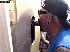 Gloryhole gaydaddy closeup sucks cock and cums in mouth