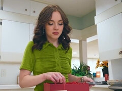 Cul, Nana, Blonde, Sucer une bite, Tir de sperme, Conversation vulgaire, Famille, Orgasme