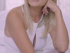 면접, 금발의, 여자, 수음, 밀프, 혼자, 바이브레이터