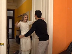 Indian babe Sali is getting fucked hard from behind by Jija