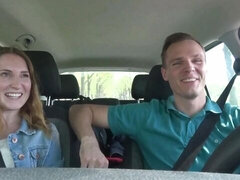 Fafanje, Avto, Oblečena, Prišlo v usta, Zunanji izliv, Dekle drka tiča, Medrasni seks, V javnosti