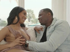 Gros cul, Grosse bite, Gros seins, Tir de sperme