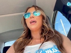 Fingering, Hårig, Onani, Orgasm, Pool, Tonåring