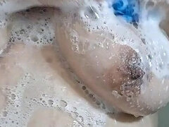 18 jahre, Bad, Wohlbeleibte schöne frauen, Grosser arsch, Grosse titten, Bisexuell, Solo, Jungendliche (18+)