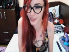 Redhead Kitten Dildo Make love her Twat on Cam