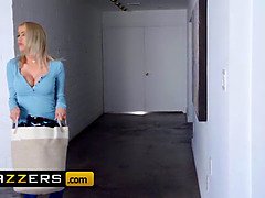 Tekintélyes didik, Fétis, Hatalmas, Érett feleség, Anyuci, Visítozás, Mostoha, Begyek