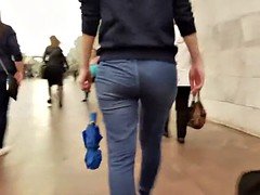 Blonde's beauty huge tush