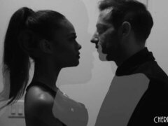 Brunetka, Prstění, Výprask, Masturbace, Přírodní prsa, Vyhublá, Teenka, Kozičky