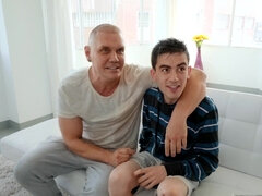 In den arsch, Blondine, Blasen, Europäisch, Hardcore, Hd, Rau, Flotter dreier