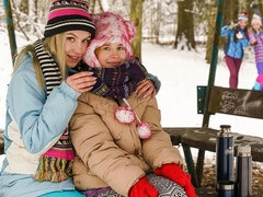 Leie, Fingern, Masturbation, Natürlichen titten, Orgie, Dürr, Entkleiden, Titten