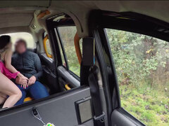 Leie, Grosse titten, Blasen, Auto, Paar, Hardcore, Im freien
