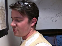 Fooled gloryhole str8 gets blowjob before cumming on face