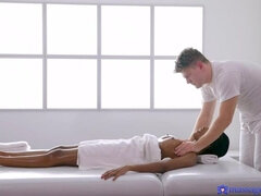 Spermaladung, Schwanz, Hundestellung, Schwarz, Massage, Natürlichen titten, Reiten, Titten