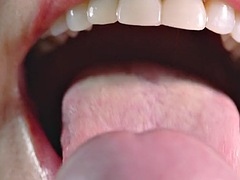 Amatéři, Kotě, Velké péro, Kuřba, Stříkání spermatu, Masturbace, Různé pohledy, Kuřba sání