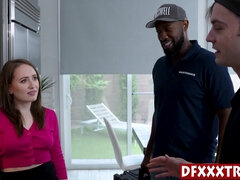 Pijpbeurt, Man die toekijkt, Zwart, Hardcore, Interraciaal, Moeder die ik wil neuken, Moeder, Ruw