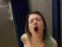 Amatör, Stor kuk, Hårig, Onani, Orgasm, Offentlig, Fitta, Leksaker