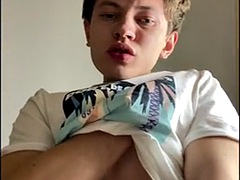 Amatéři, Velké péro, Stříkání spermatu, Roztomilá, Gay, Honění, Masturbace, Teenka